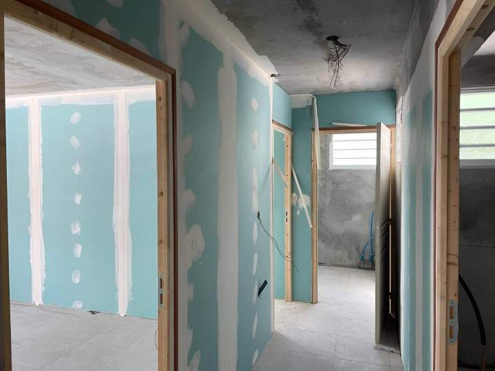 Plaquiste Les Trois-Îlets